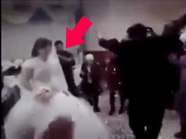 Невеста опозорилась перед гостями во время свадьбы - ВИДЕО