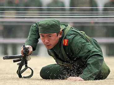 Как проходят тренировки в армии Китая - ФОТОСЕССИЯ