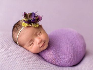 Фотограф, который ловит улыбки спящих младенцев - ФОТО