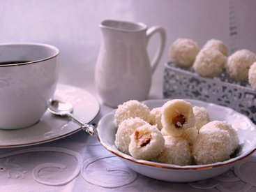 Кокосовые конфеты с миндалем - Пошаговый рецепт - ФОТО