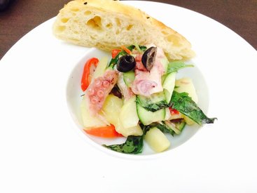 Салат с осьминогом и картофелем - Пошаговый рецепт - ФОТО