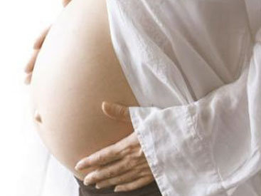 Эмбрионы в утробе матери плачут и смеются