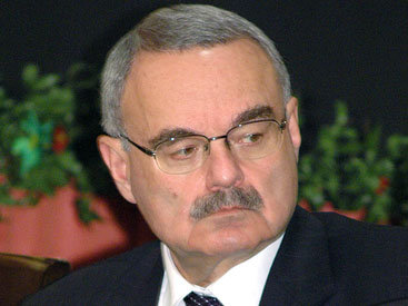 Лукашенко наградил Артура Раси-заде