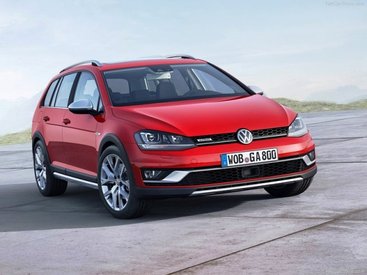 Volkswagen превратит следующий Golf в кроссовер