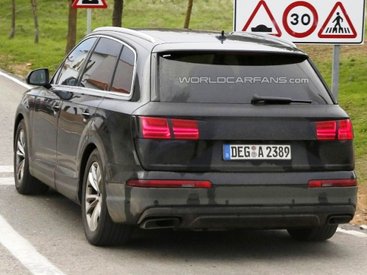 Новый Audi Q7 оголился перед фотокамерами - ФОТО