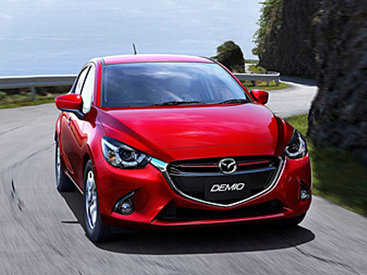 Новая Mazda2 станет седаном к концу ноября - ФОТО