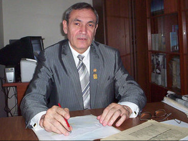 Экс-советник губернатора Тавушской области Армении хочет стать членом Союза писателей Азербайджана