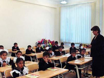 В Азербайджане школьников будут стимулировать читать книги