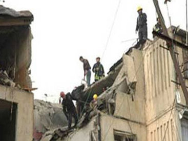В Баку обрушился потолок ателье - ВИДЕО