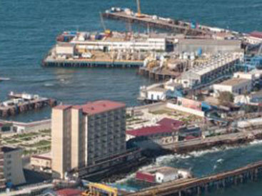 Каспий очищают от затонувших кораблей – ФОТО