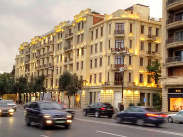 Фасадное освещение домов в Баку: обещают все исправить