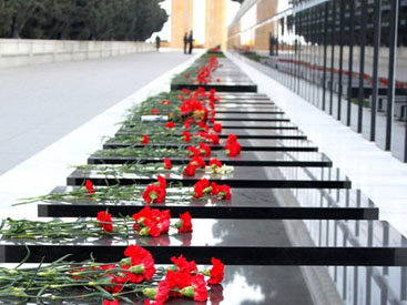 В Азербайджане минутой молчания почтили память жертв 20 января
