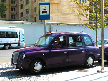 Пассажиров "лондонских" такси избавят от нерадивых водителей