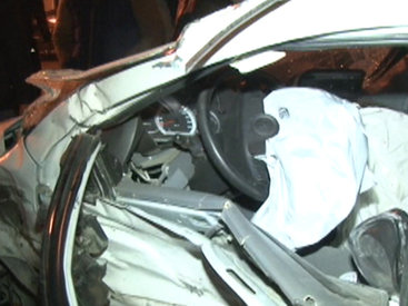 Жуткая авария в Баку: погиб 26-летний парень - ФОТО