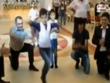 Танец братьев-азербайджанцев в центре внимания СМИ Турции - ВИДЕО