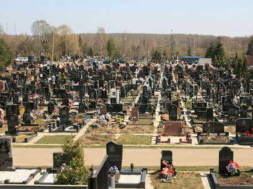 Парламентарии определят стандарты на надгробия