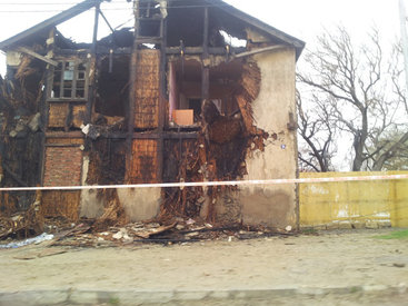 Сильный пожар в жилом здании в Баку: есть пострадавший - ОБНОВЛЕНО - ФОТО - ВИДЕО