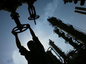Какими будут мировые цены на нефть в 2011 году?
