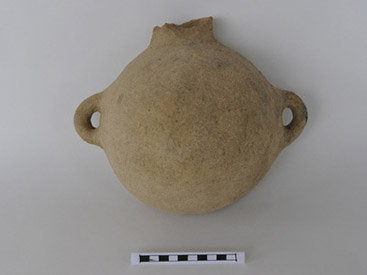 В Агдаме найден средневековый кувшин