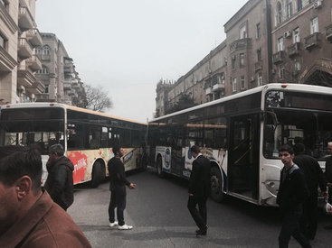 Автобусное ралли в Баку закончилось трагически - ФОТО