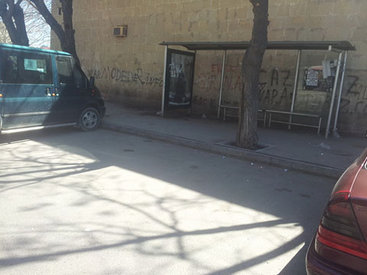 Репортаж с бакинской улицы: почему горожане боятся этой остановки – ФОТО