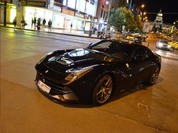 Azərbaycanlı milyonçunun oğlu "Ferrari"də tutuldu - FOTO
