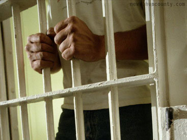 В Армении заключенный серьезно обвинил руководство тюрьмы