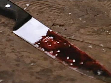 В Гяндже неизвестный пырнул студента ножом