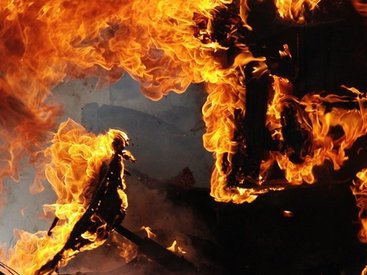 В Риге загорелся цирк: идет эвакуация