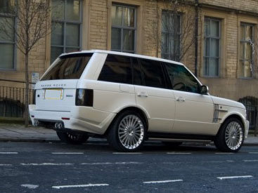 В Баку угнан Range Rover