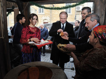 Премьер Мальты восхищен красотой азербайджанских ковров и Ичеришехер -ОБНОВЛЕНО - ФОТО