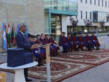 В Университете АДА состоялась церемония выпуска 2015 года - ФОТО