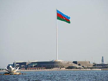 Государственный флаг Азербайджана будет спущен