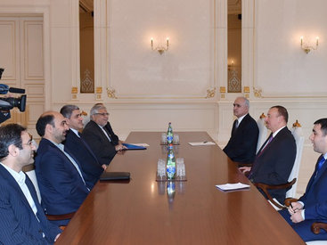 Президент Ильхам Алиев принял министра по финансовым и экономическим вопросам Ирана- ОБНОВЛЕНО - ФОТО