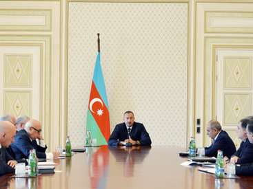 Президент Ильхам Алиев: "Главными причинами мирового кризиса являются нарушение стабильности и политические интересы некоторых стран" - ОБНОВЛЕНО