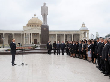 Президент Ильхам Алиев: "Азербайджан знают в мире как надежного партнера и достойную страну" - ОБНОВЛЕНО – ФОТО