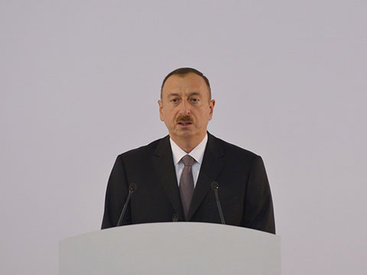 Президент Ильхам Алиев: "Нефтегазовый сектор Азербайджана из года в год расширяет свои возможности" - ОБНОВЛЕНО - ФОТО