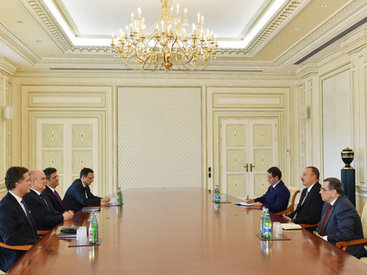 Президент Ильхам Алиев принял главу МИД Турции - ФОТО - ВИДЕО