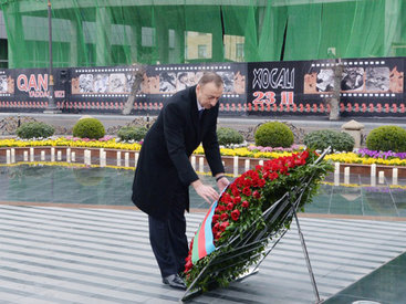 Президент Ильхам Алиев принял участие в церемонии поминовения памяти жертв Ходжалинской трагедии - ОБНОВЛЕНО - ФОТО - ВИДЕО