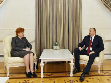Президент Ильхам Алиев принял экс-президента Латвии и директора Александрийской библиотеки - ФОТО - ВИДЕО