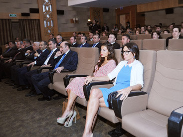 Первая леди Мехрибан Алиева приняла участие в презентации фильма и книги "Евровидение в Баку" - ОБНОВЛЕНО - ФОТО