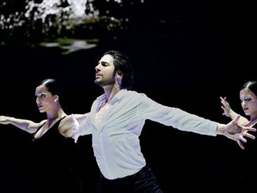 Хоакин Кортес обещает представить синтез фламенко и мугама на бакинской сцене