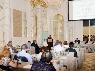 В Баку проходит Саммит здравоохранения Азербайджана и Центральной Азии - ФОТО