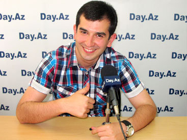Азербайджанский телеведущий: "Они путают свадьбу и эфир"