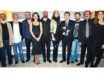 Азербайджанские актеры презентовали в Турции фильм о сирийской беженке - ФОТО