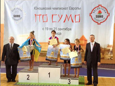 Завоевано первое золото в истории Азербайджана по борьбе сумо среди девушек - ФОТО