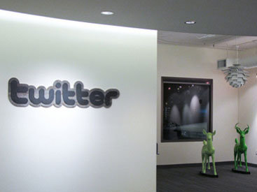 Twitter переманил топ-менеджера Google