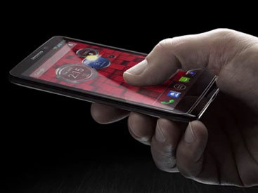 Motorola представила три новых смартфона