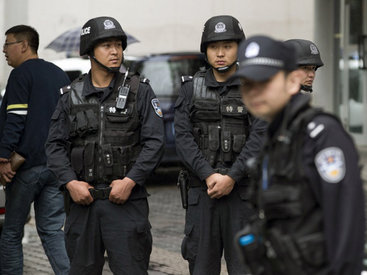 Вооруженная атака в Китае: десятки человек пострадали, есть жертвы