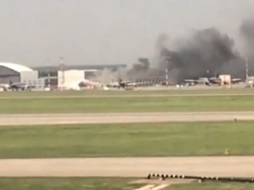 Самолет Ил-96 загорелся в аэропорту Шереметьево - ОБНОВЛЕНО - ВИДЕО